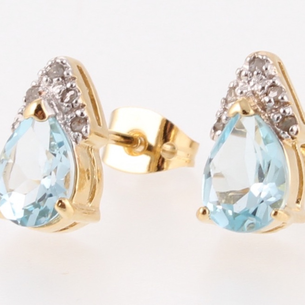 NWT 3.88 CT Blue Topaz & Diamond Elegant Earrings